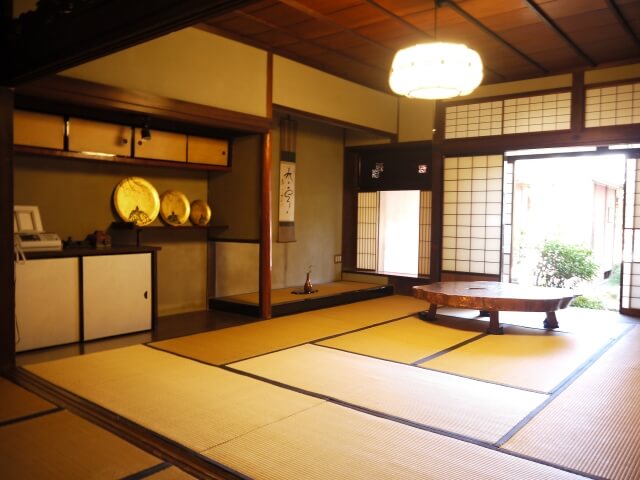 japanese-style-room