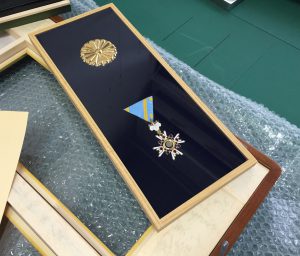 叙勲額_セッティング004