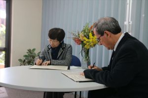 国際交流　掛軸