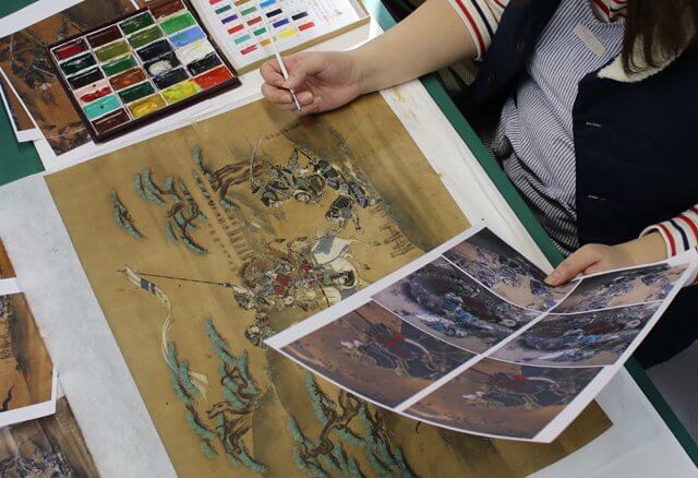 掛軸の修復　補彩